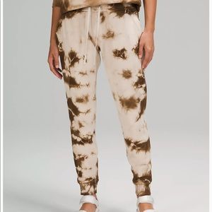 Lululemon warm down jogger